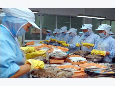 Vietnams shrimp exports to be developed as national strategic product