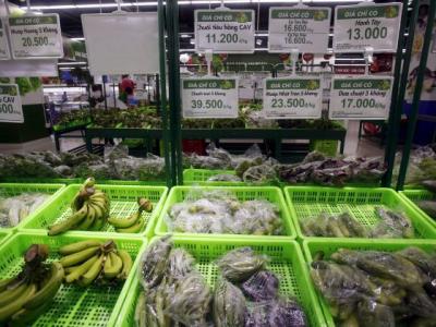 Vietnam growing expensive taste for foreign fruit and vegetables