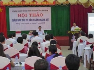 Hiến kế tháo gỡ khó khăn cho ngành hàng vịt