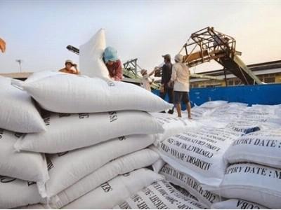 Việt Nam nâng dự báo xuất khẩu gạo năm 2015 lên 7-7,5 triệu tấn