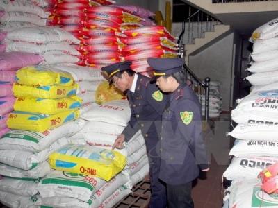 Kiểm soát chặt chất lượng phân bón, thức ăn chăn nuôi