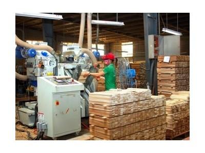 Tìm giải pháp phát triển bền vững thị trường xuất khẩu đồ gỗ và lâm sản