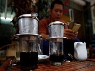 Asia Coffee-Vietnam domestic prices edge down; Indonesia tepid